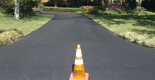 Residential asphalt, concrete, gravel paving and pavement maintenance contractor near me