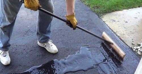 Residential asphalt, concrete, gravel paving and pavement maintenance of Nashville